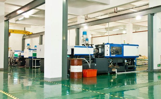 注塑模具成型制品，如果表面有裂紋該如何解決？