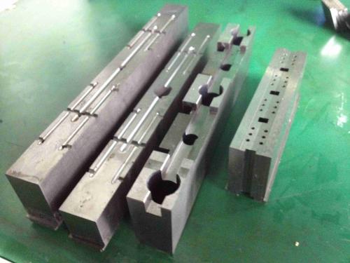 塑膠模具加工模具配件的分類有哪些呢？